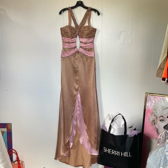 Sherri Hill gown Size 8 NWOT - Picture 1 of 17